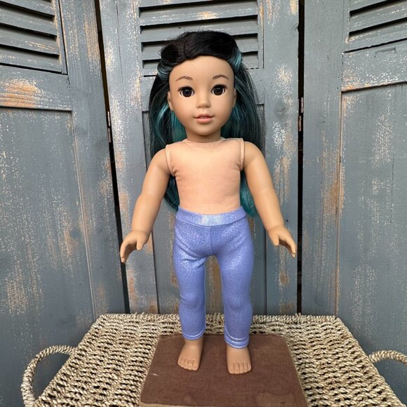 American Girl Corinne Tan GOTY 2022 - Picture 15 of 16